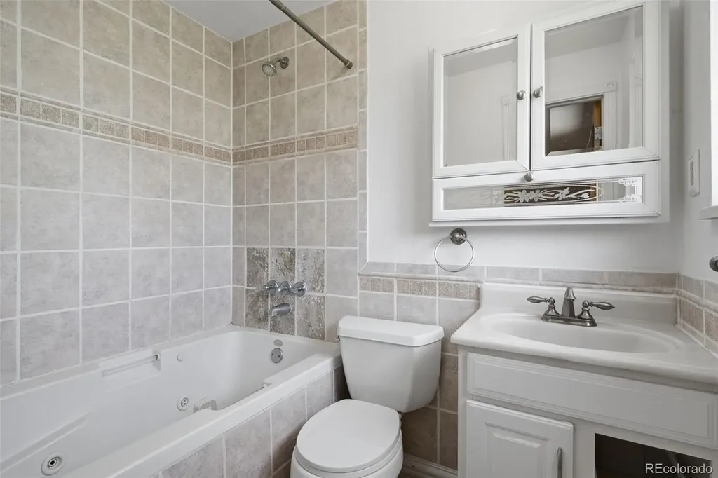4202 W Rice Place Denver CO 80236