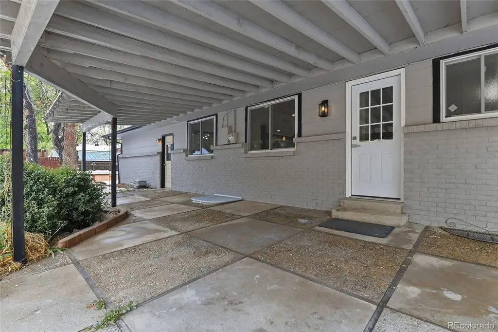 6816 Miller Street Arvada CO 80004