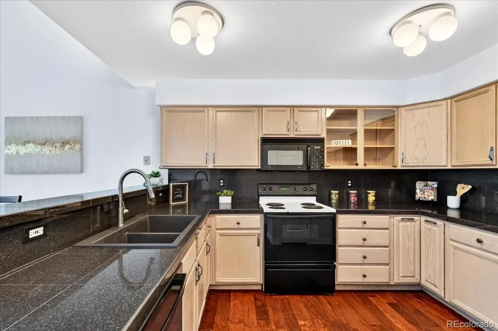 6450 W 44th Place Wheat Ridge CO 80033