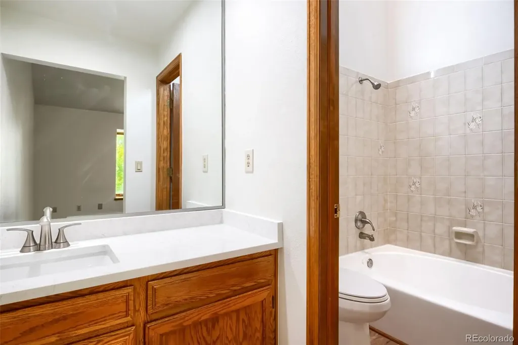 7605 Cove Circle Centennial CO 80122