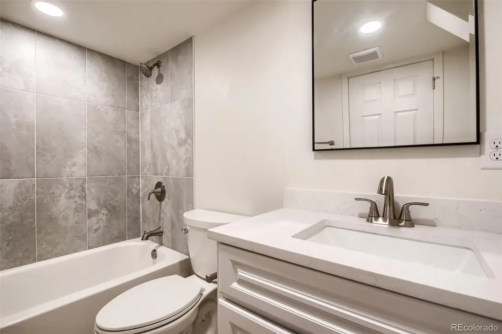 7605 Cove Circle Centennial CO 80122