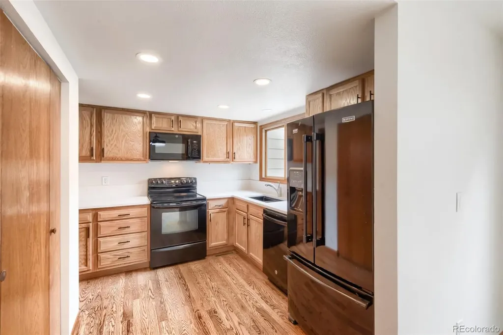 7605 Cove Circle Centennial CO 80122
