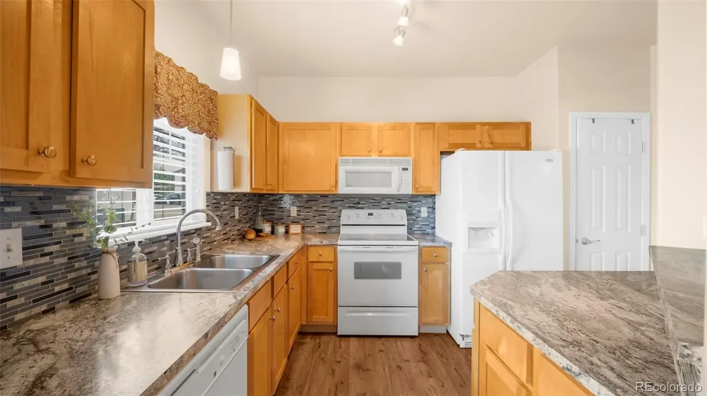 6944 Ash Creek Heights Colorado Springs CO 80922