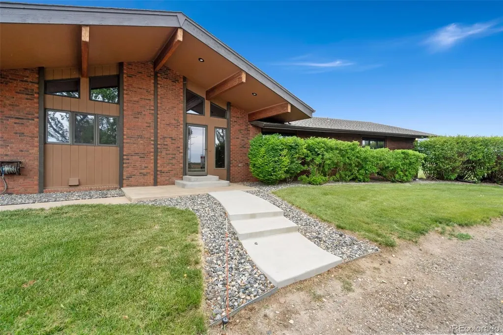 10545 Highway 14 Ault CO 80610