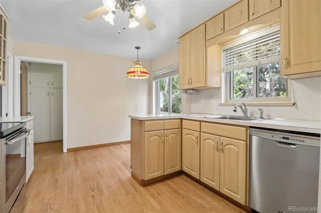 7100 W 29th Place Wheat Ridge CO 80033