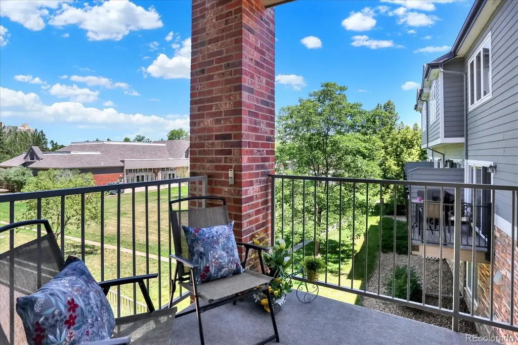 2895 W Riverwalk Circle Littleton CO 80123