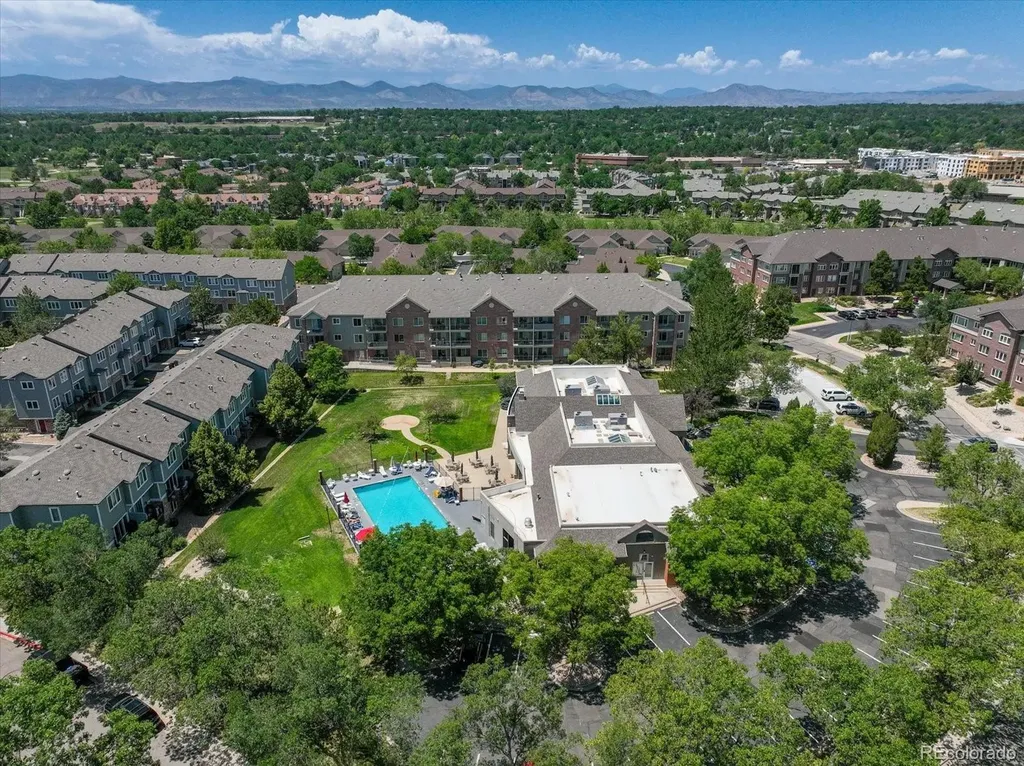 2895 W Riverwalk Circle Littleton CO 80123
