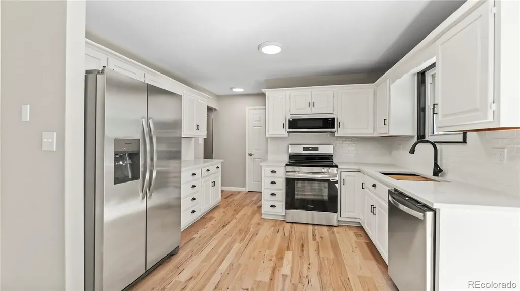 14570 Zuni Street Broomfield CO 80023