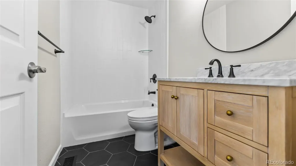 14570 Zuni Street Broomfield CO 80023