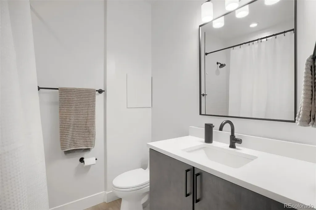 2071 S Grant Street Denver CO 80210