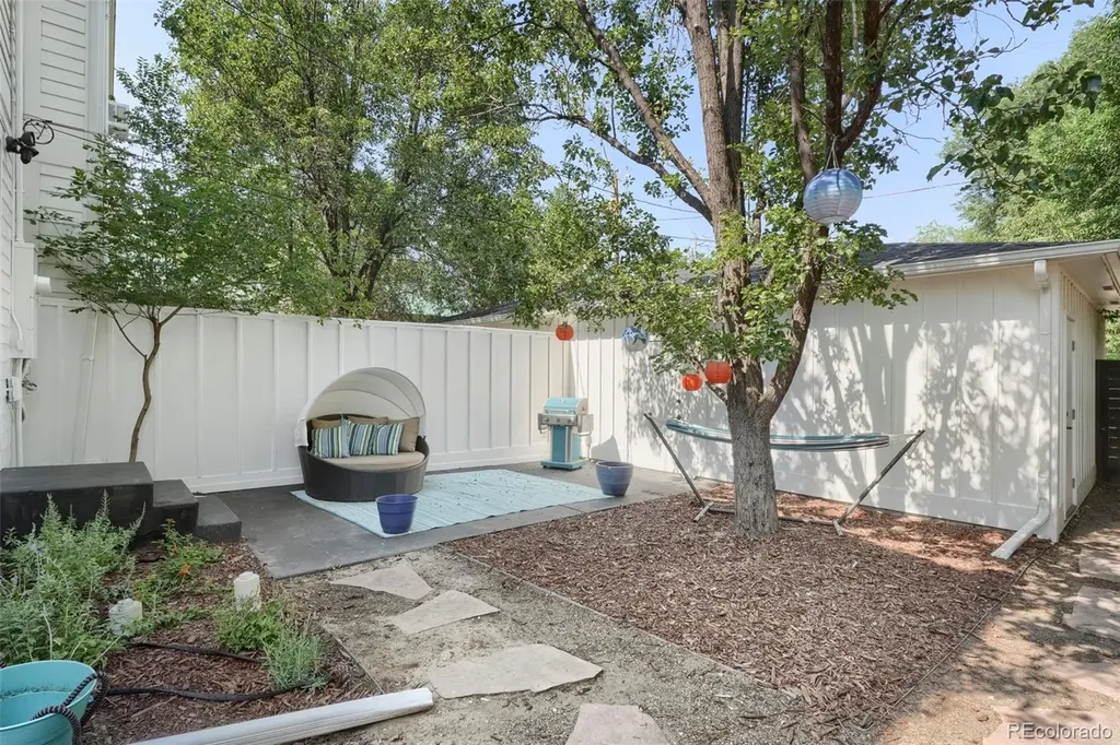 2071 S Grant Street Denver CO 80210