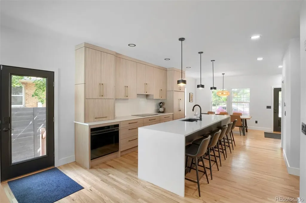 2071 S Grant Street Denver CO 80210