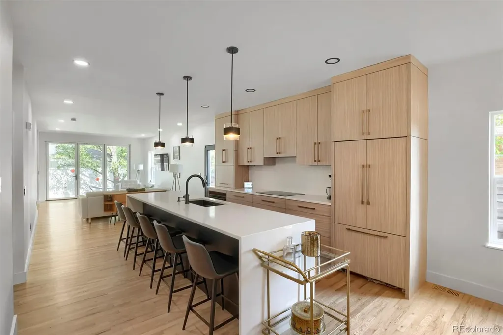 2071 S Grant Street Denver CO 80210