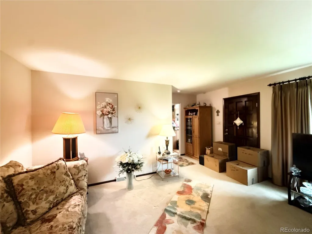 2209 Hillside Road Pueblo CO 81006