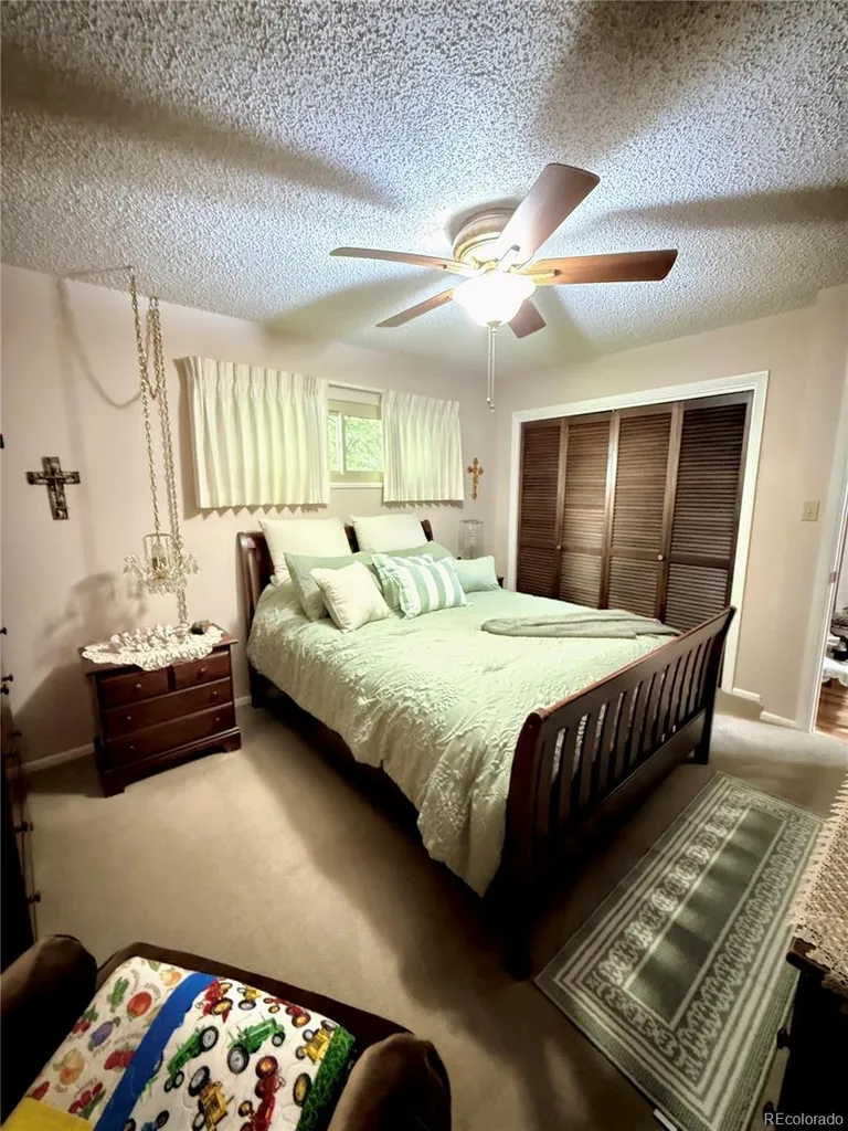 2209 Hillside Road Pueblo CO 81006