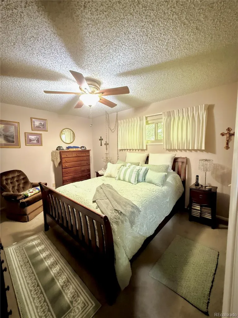 2209 Hillside Road Pueblo CO 81006