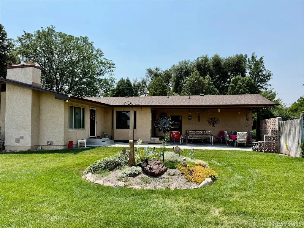 2209 Hillside Road Pueblo CO 81006
