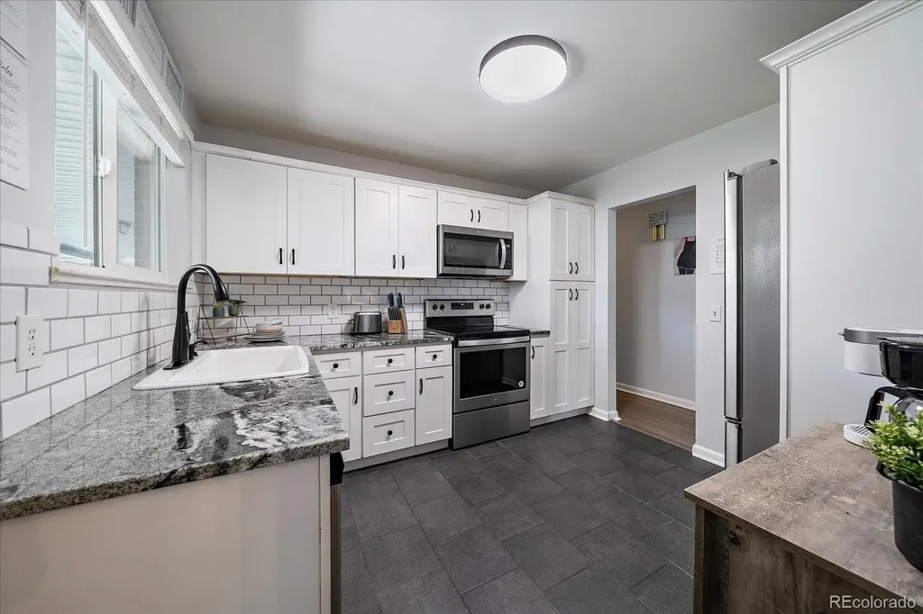 9530 W 53rd Avenue Arvada CO 80002