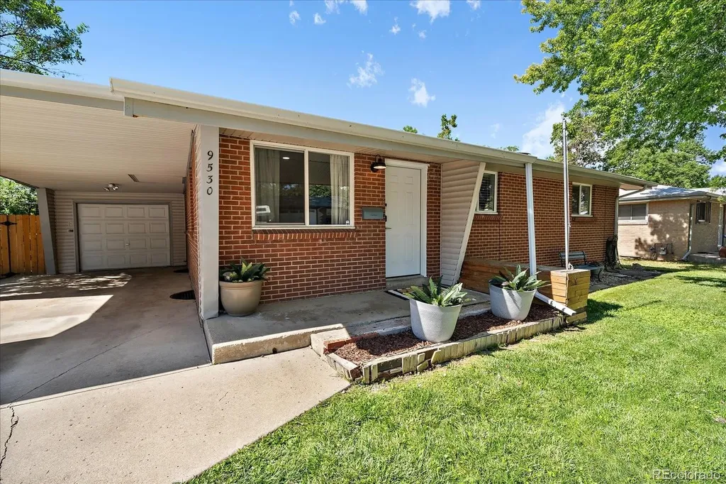 9530 W 53rd Avenue Arvada CO 80002