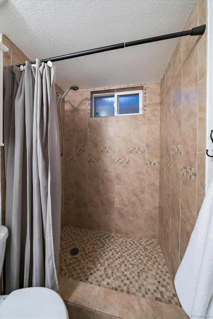 9530 W 53rd Avenue Arvada CO 80002