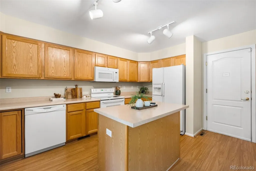 9663 Brentwood Way Broomfield CO 80021