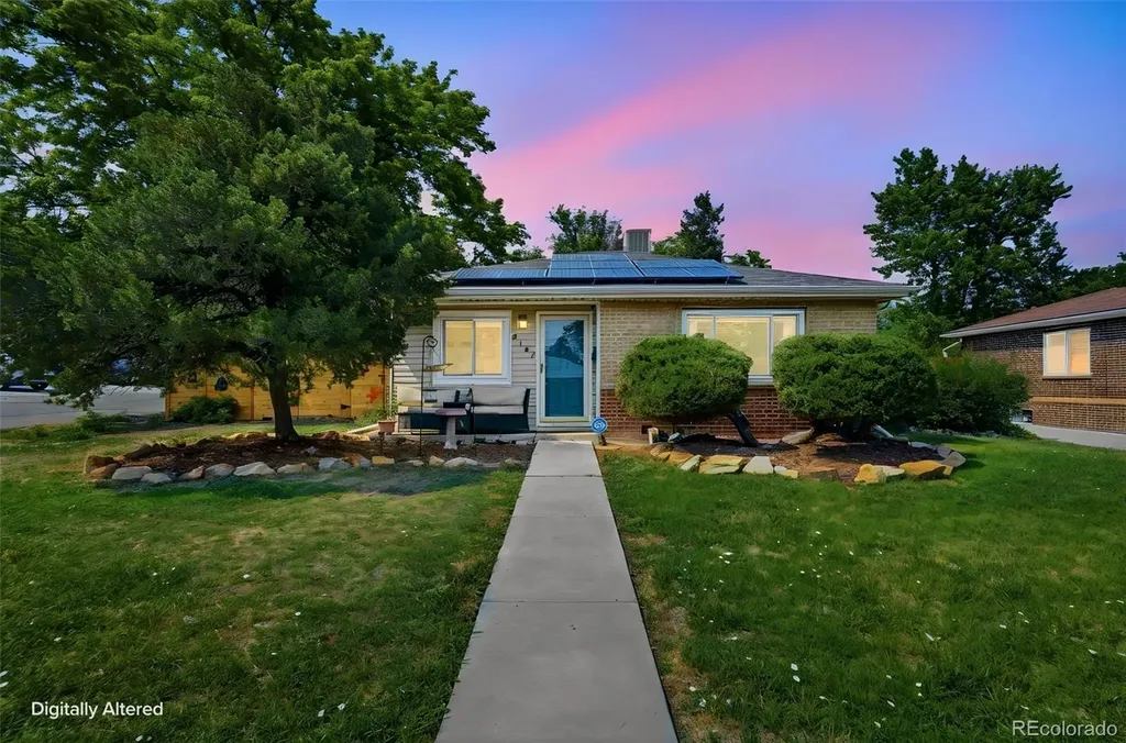 8187 W 17th Avenue Lakewood CO 80214