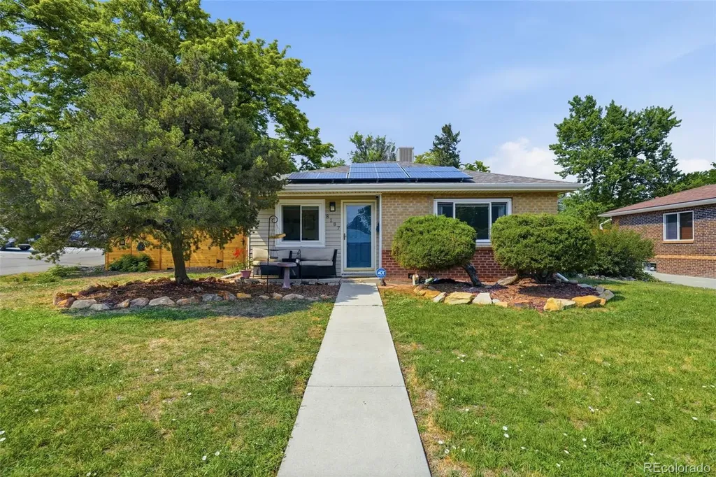 8187 W 17th Avenue Lakewood CO 80214