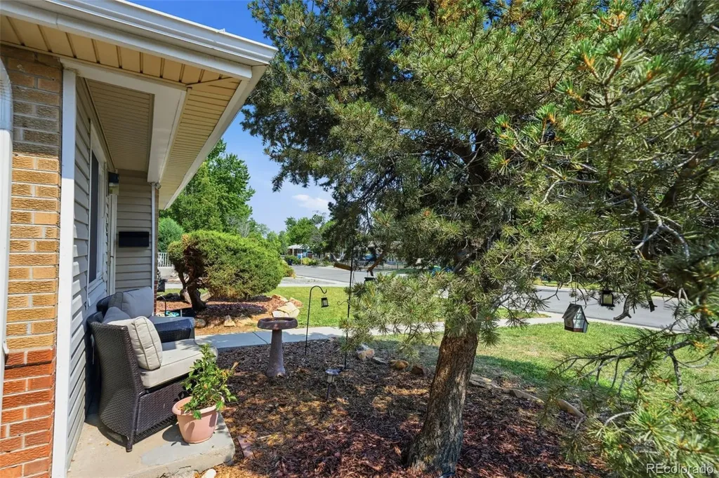 8187 W 17th Avenue Lakewood CO 80214