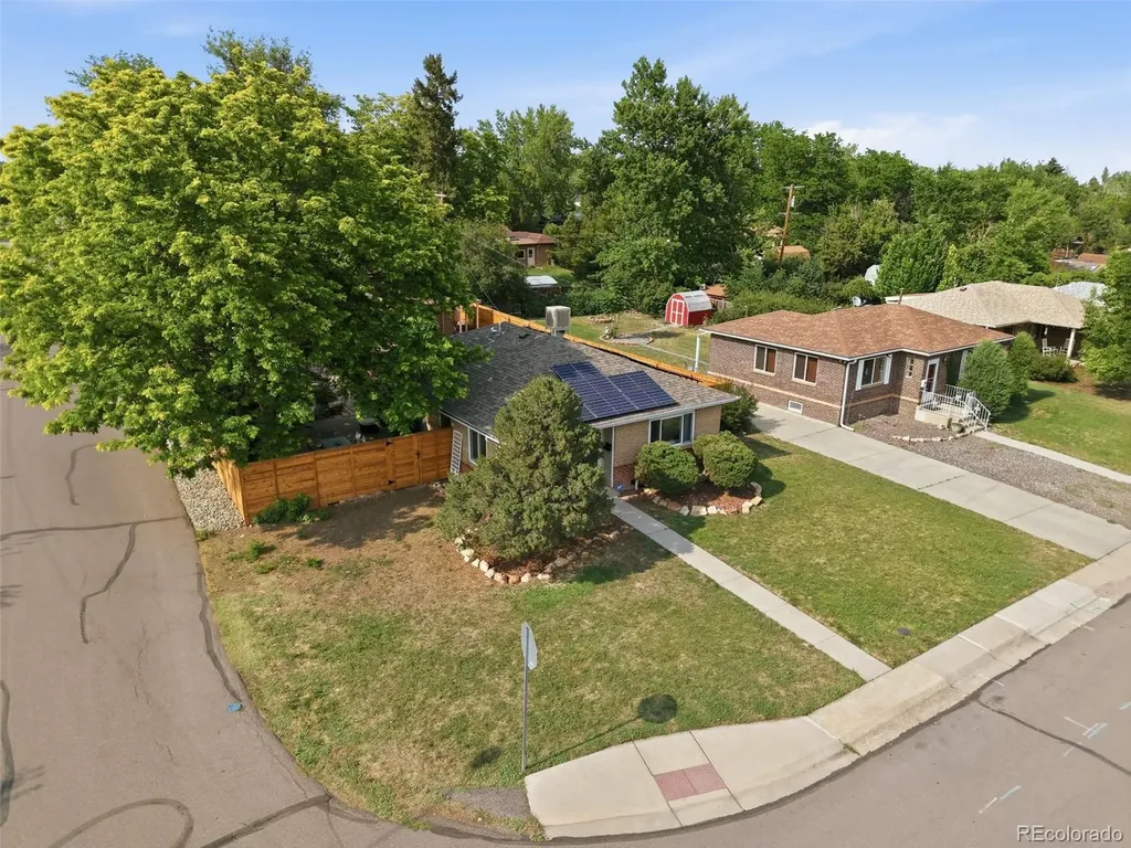 8187 W 17th Avenue Lakewood CO 80214
