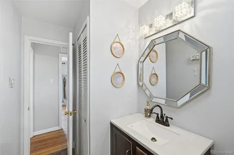 8187 W 17th Avenue Lakewood CO 80214