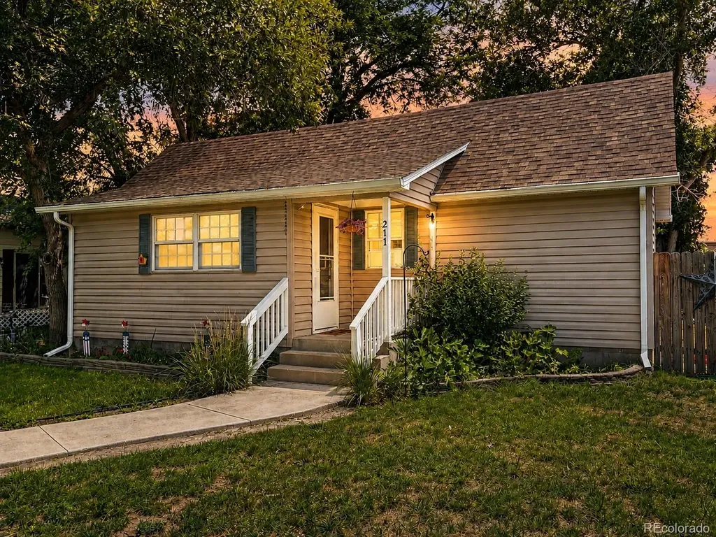 211 Clifton Street Brush CO 80723