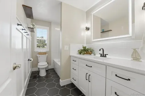 6867 S Duquesne Court Aurora CO 80016