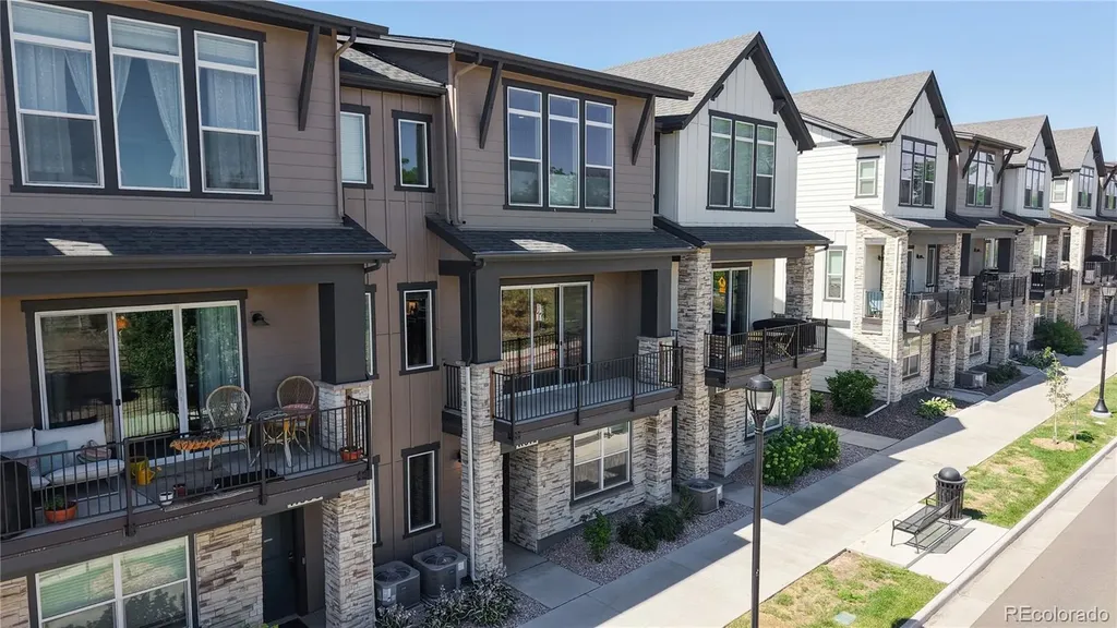 11842 W 52nd Avenue Wheat Ridge CO 80033