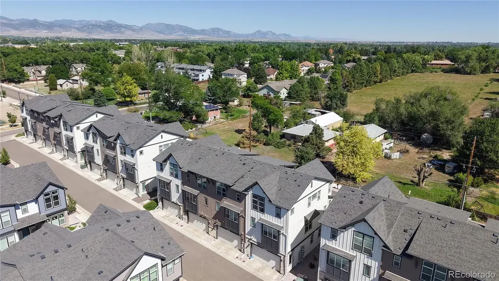11842 W 52nd Avenue Wheat Ridge CO 80033