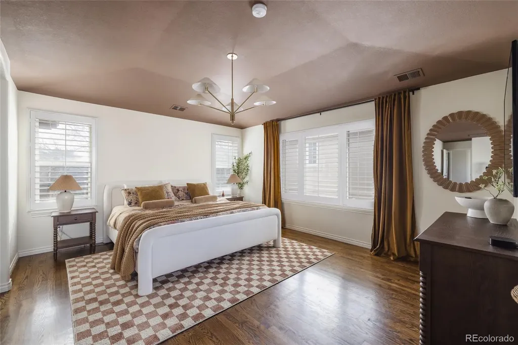 180 S Oneida Street Denver CO 80230