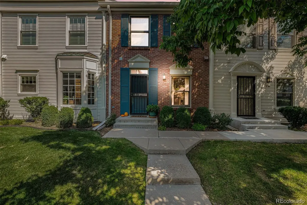 5787 E 9th Avenue Denver CO 80220