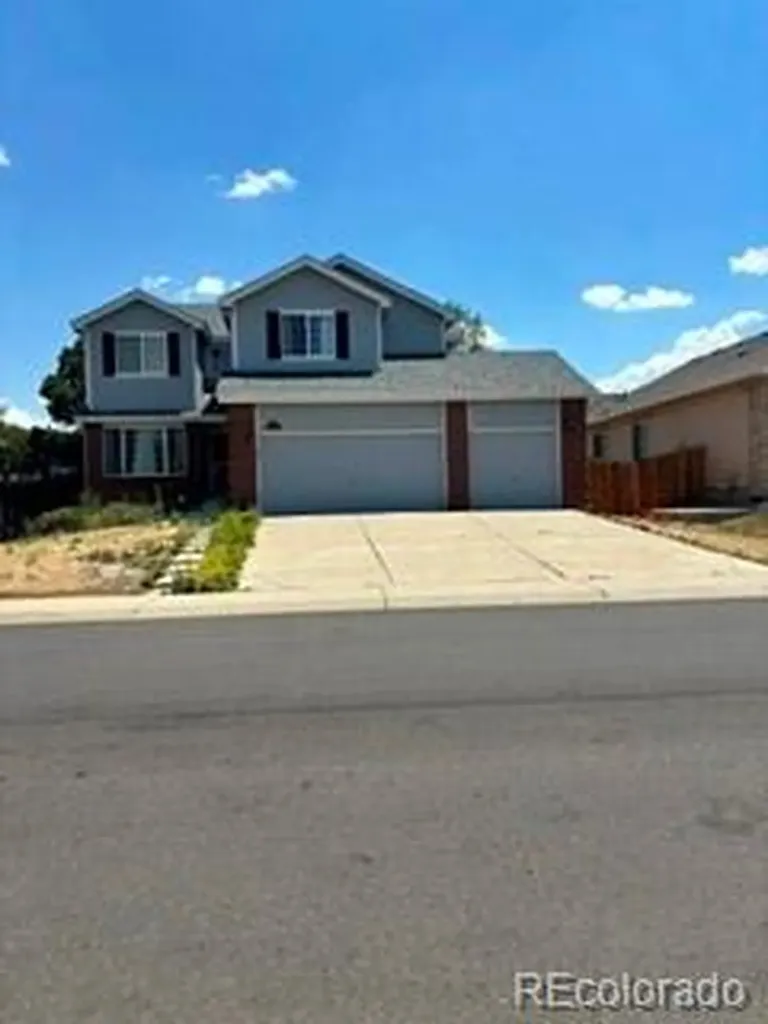 2366 S Genoa Street Aurora CO 80013