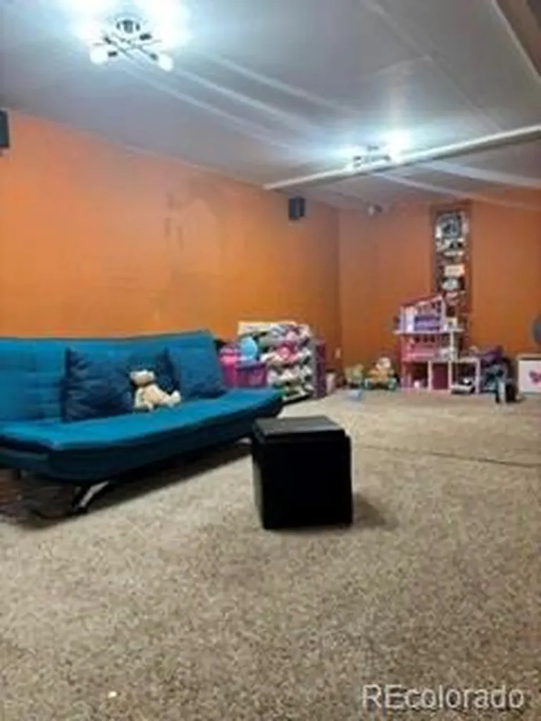 2366 S Genoa Street Aurora CO 80013