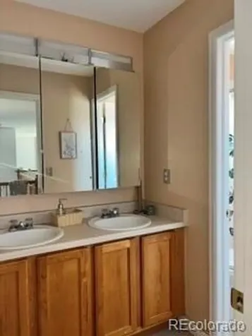 2366 S Genoa Street Aurora CO 80013