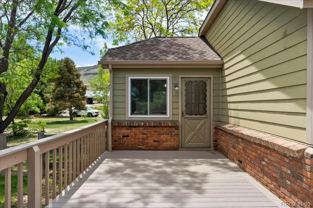 17385 W 57th Avenue Golden CO 80403
