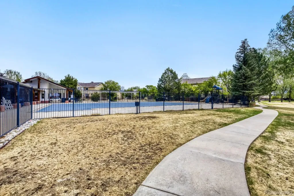 1355 Carnation Circle Longmont CO 80503