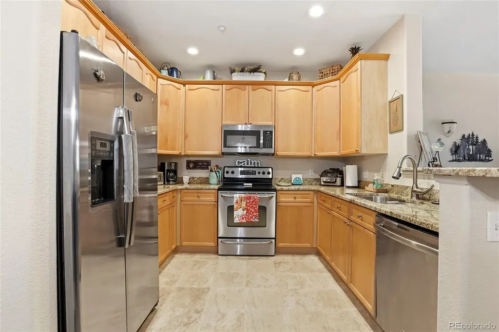 9557 W San Juan Circle Littleton CO 80128