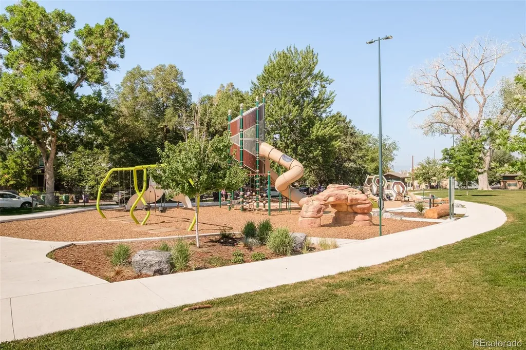 354 W Archer Place Denver CO 80223