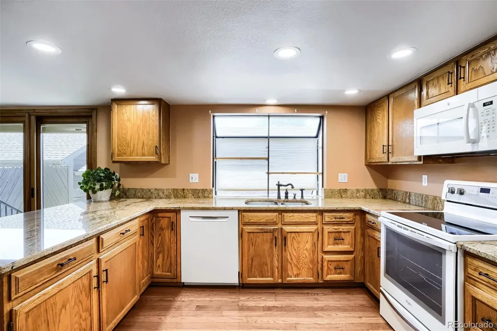 4292 S Fairplay Circle Aurora CO 80014
