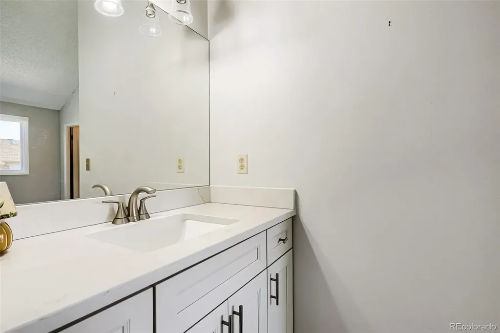 4292 S Fairplay Circle Aurora CO 80014