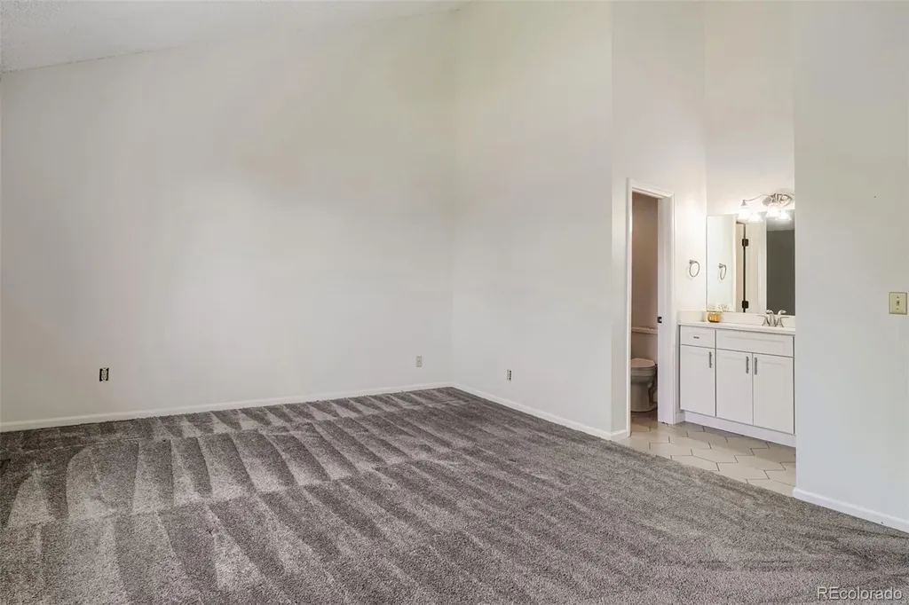 4292 S Fairplay Circle Aurora CO 80014