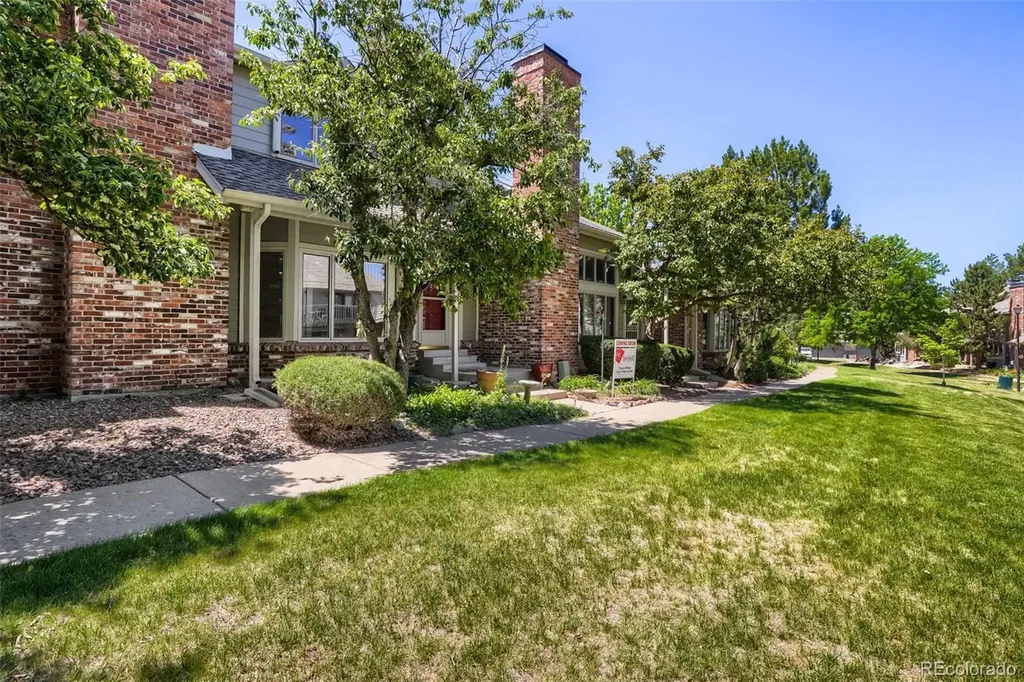 4292 S Fairplay Circle Aurora CO 80014