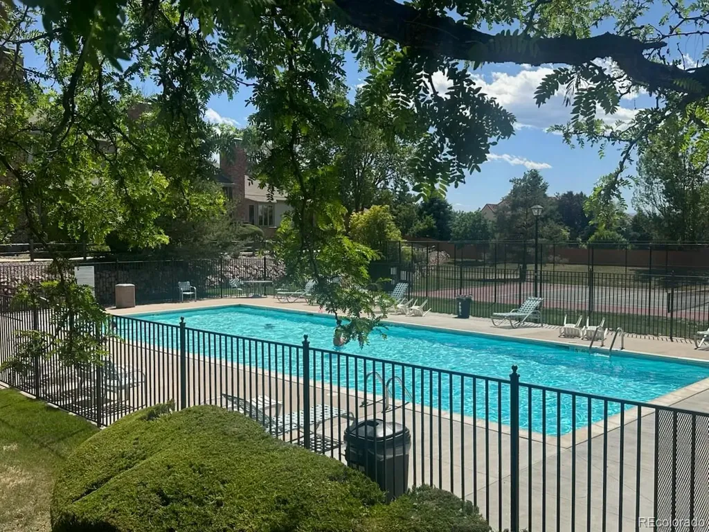 4292 S Fairplay Circle Aurora CO 80014