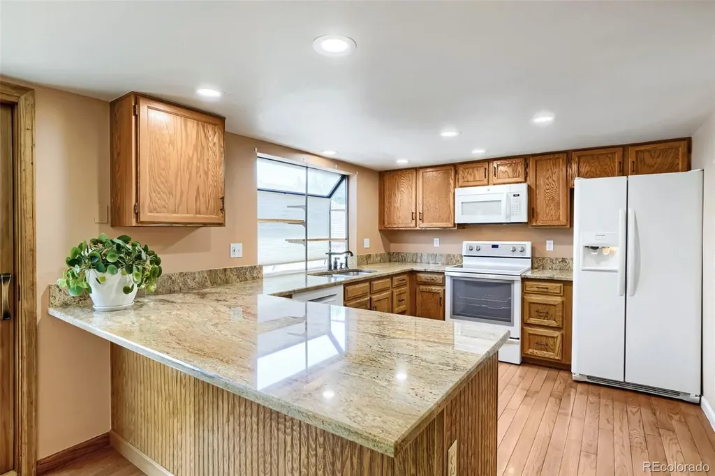 4292 S Fairplay Circle Aurora CO 80014
