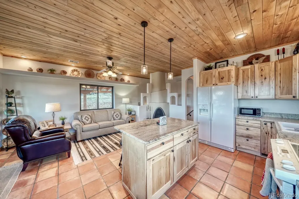254 Bandito Trail Florence CO 81226